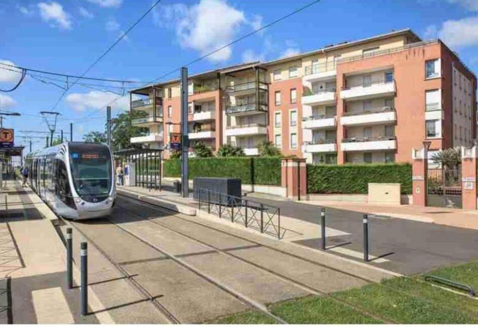 L Oasis Studio Proche Hopital Et Aeroport Piscine Parking &Netflix Τουλούζη Εξωτερικό φωτογραφία
