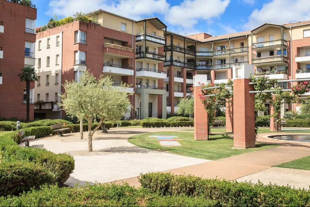 L Oasis Studio Proche Hopital Et Aeroport Piscine Parking &Netflix Τουλούζη Εξωτερικό φωτογραφία